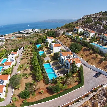 Aparthotel Golden - & 3*