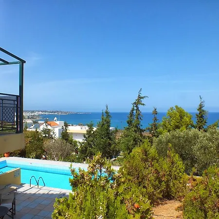 Golden - & Aparthotel 3*