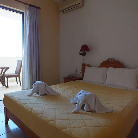 Aparthotel Golden - & Hersonissos (Crete)